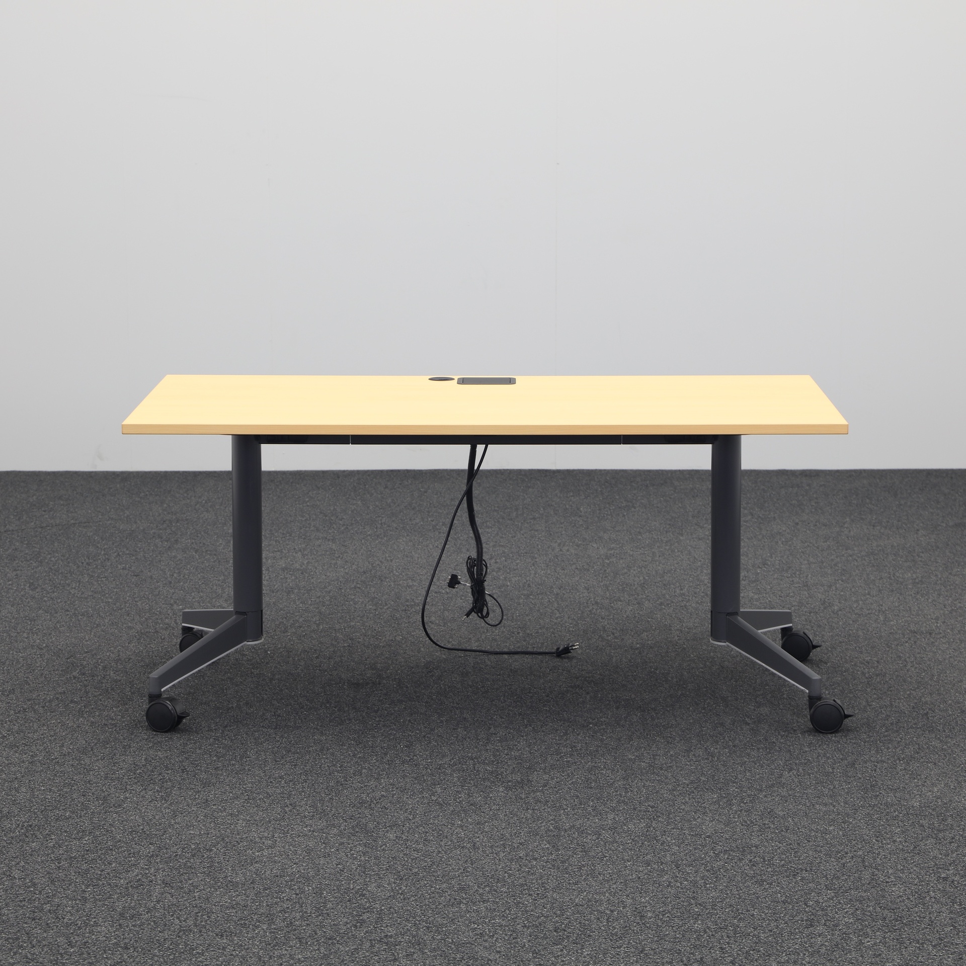 Klapptische Steelcase