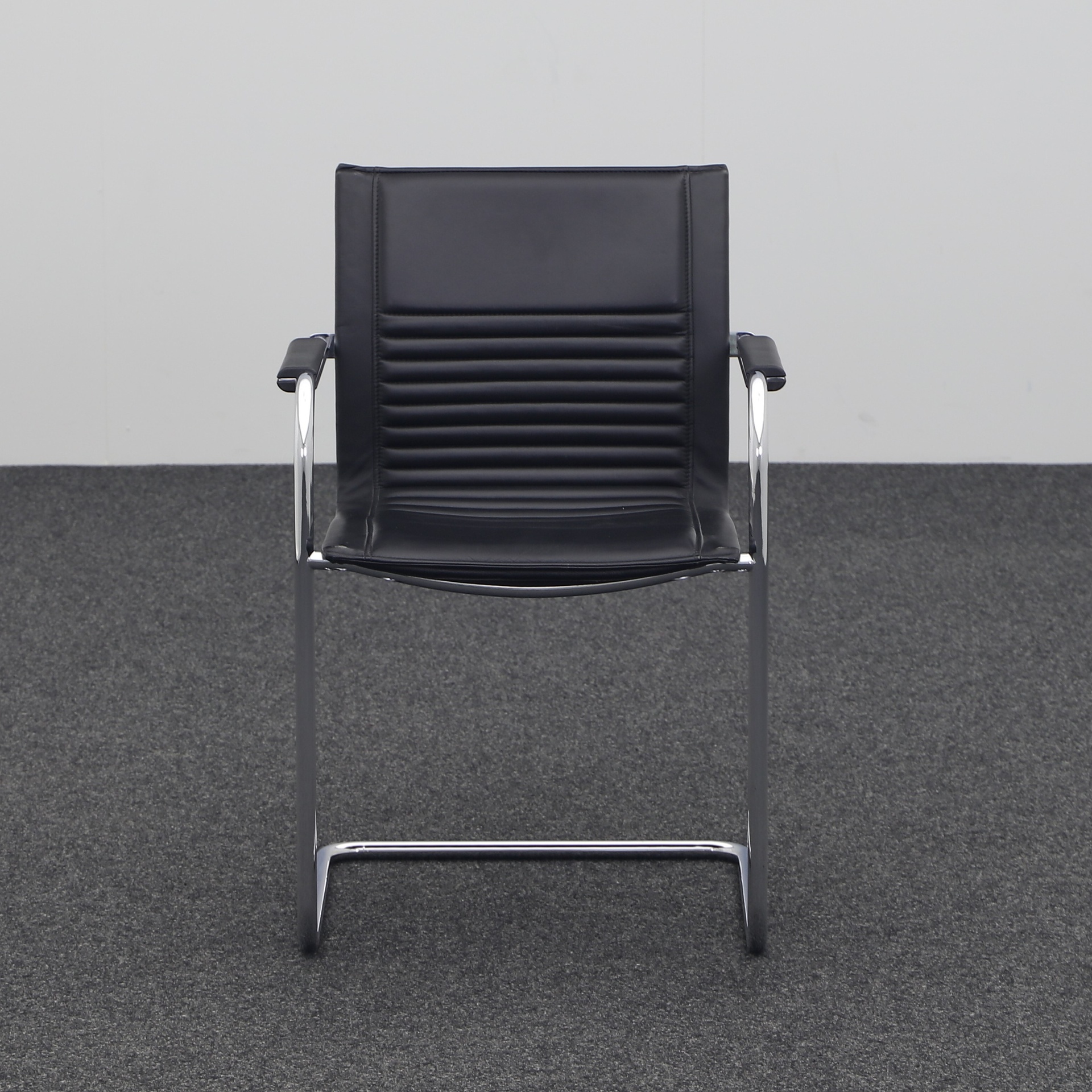 Freischwinger Walter Knoll Art Collection