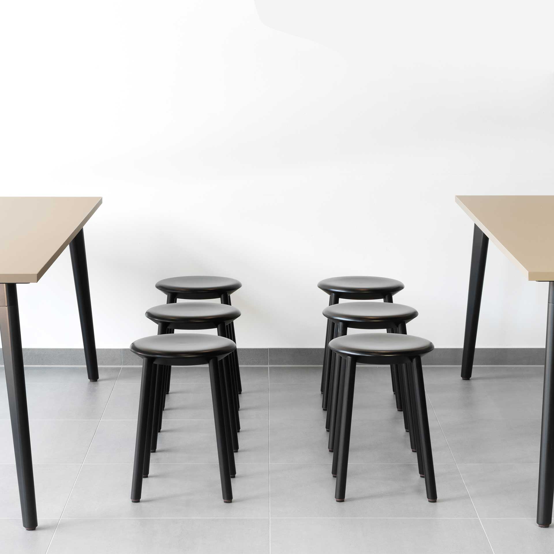 Hocker Kusch+CO by Nowy Styl Creva Stool