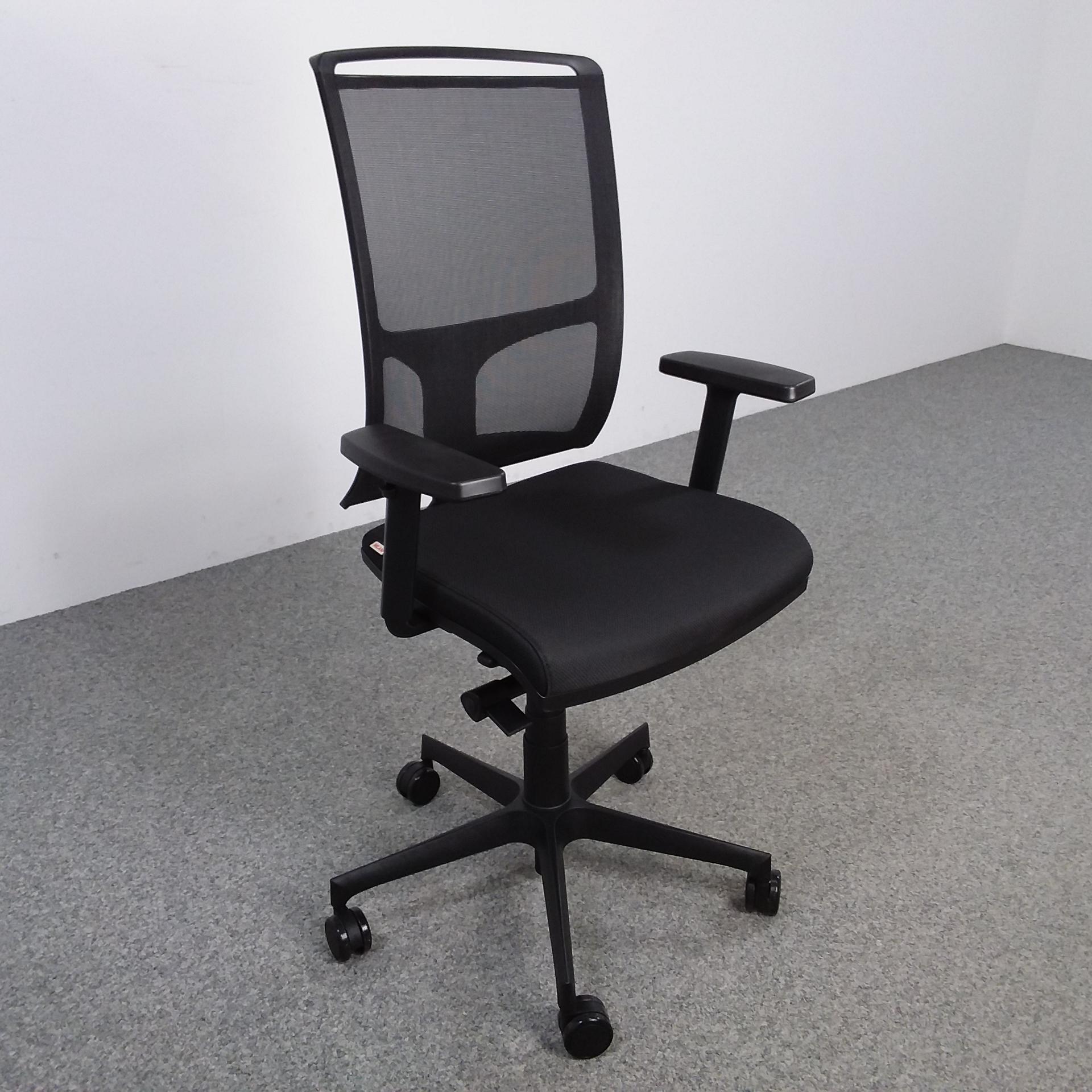 Chaises de bureau Milani (Noir, Nouveau, Rouleaux de moquette, 1D Accoudoirs)