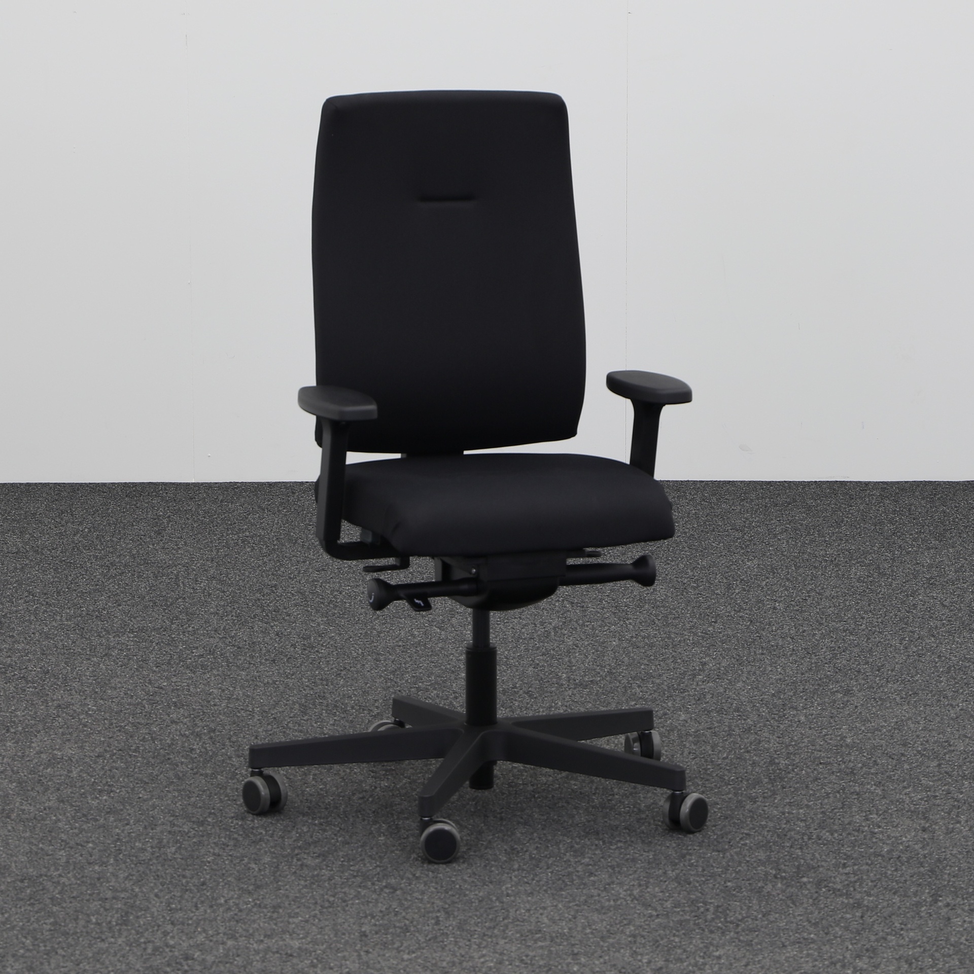 Office swivel chairs Sitag SitagX-Line padded (Black, Very good, Hard floor castors, 2D armrests)