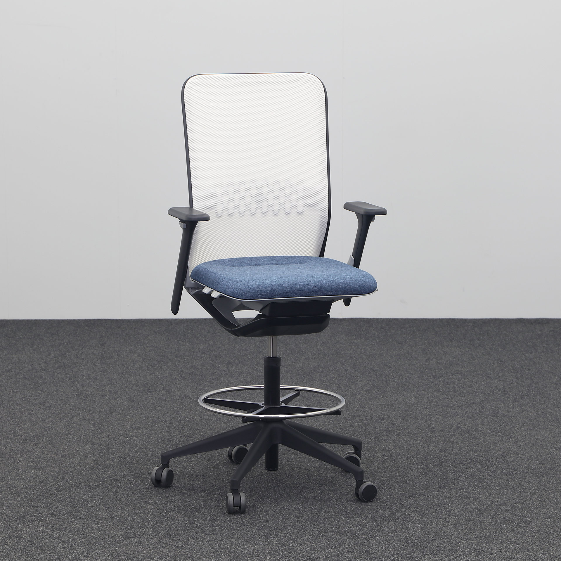 Office swivel chairs Sitag SitagTeam Mesh (Blue, Good, Hard floor castors, 2D armrests)