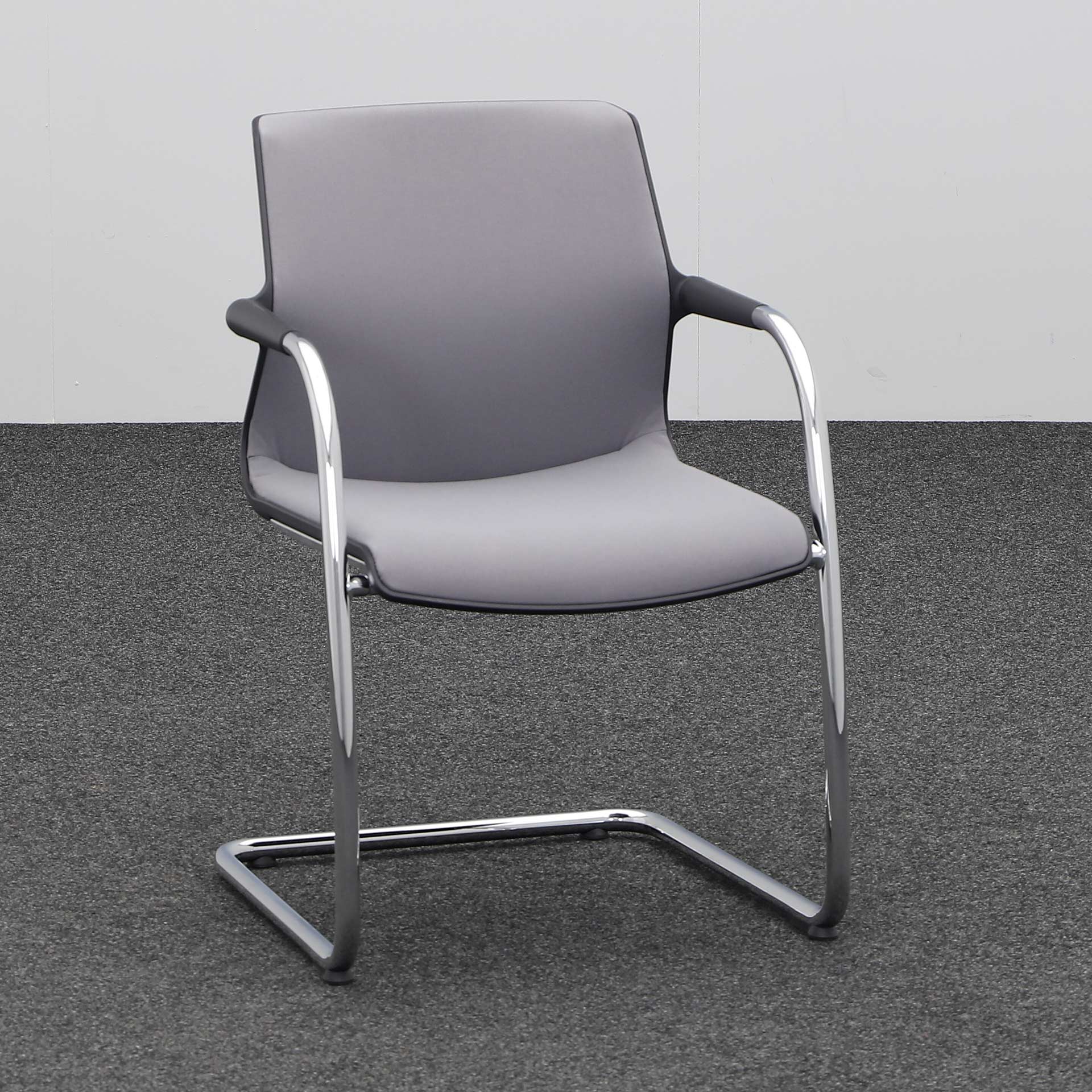 Sedia a sbalzo Vitra Unix Chair (Grigio, Buono, Alianti in plastica, Braccioli fissi)