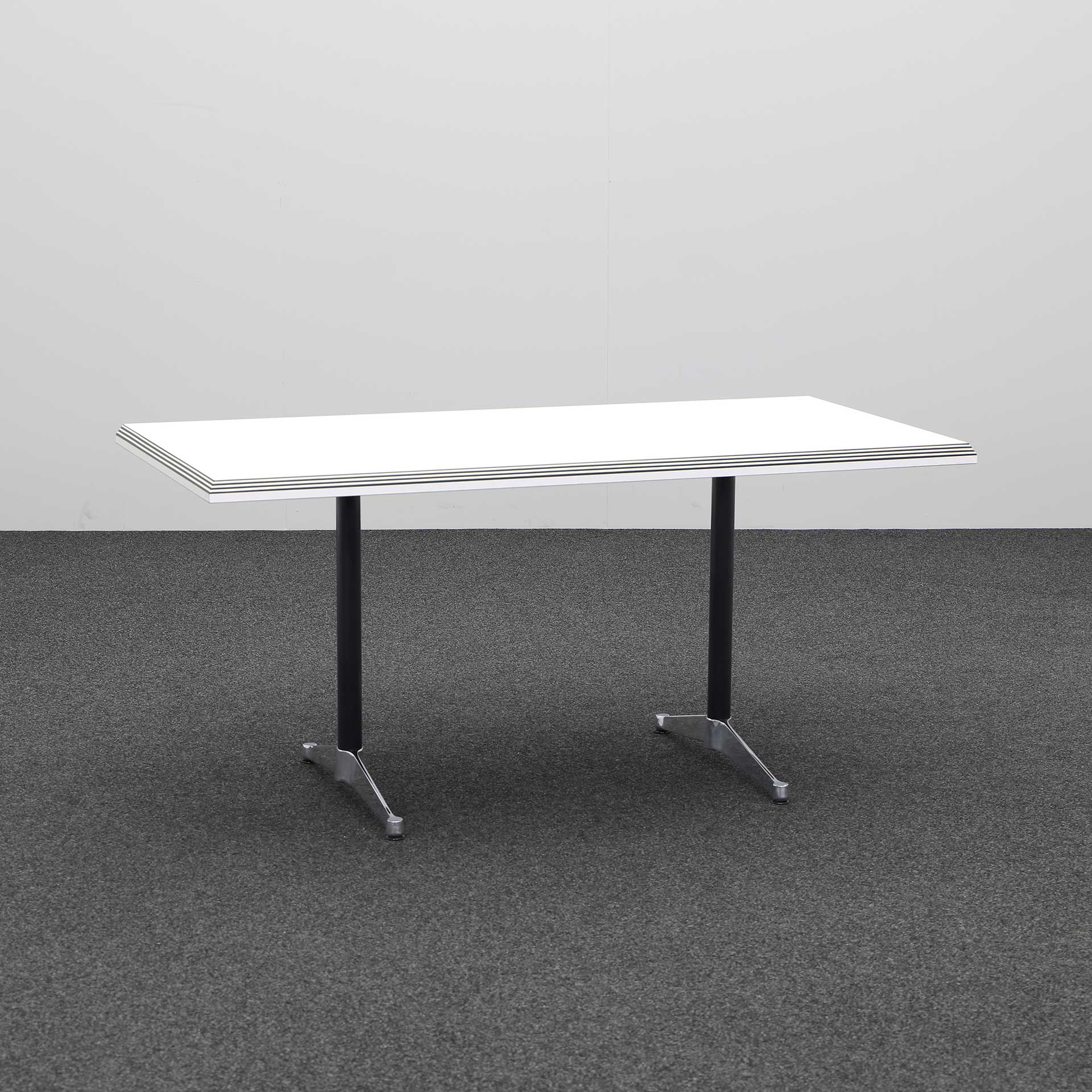 Tables de conférence Vitra (Blanc, Normalement utilisé, 160x80, Chromé, Noir)