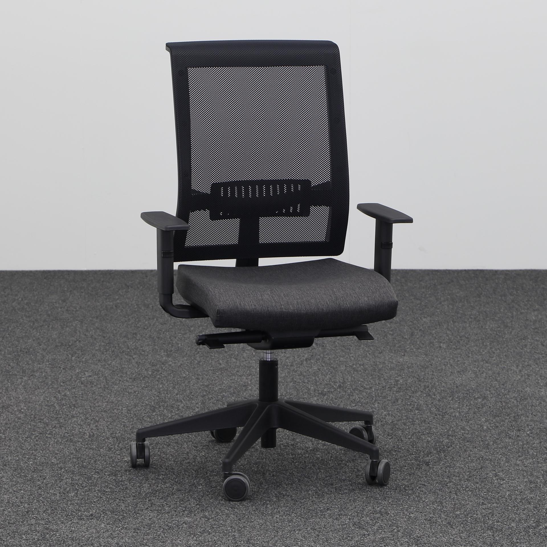 Office swivel chairs Narbutas (Anthracite, New, Carpet castors, 1D Armrests)