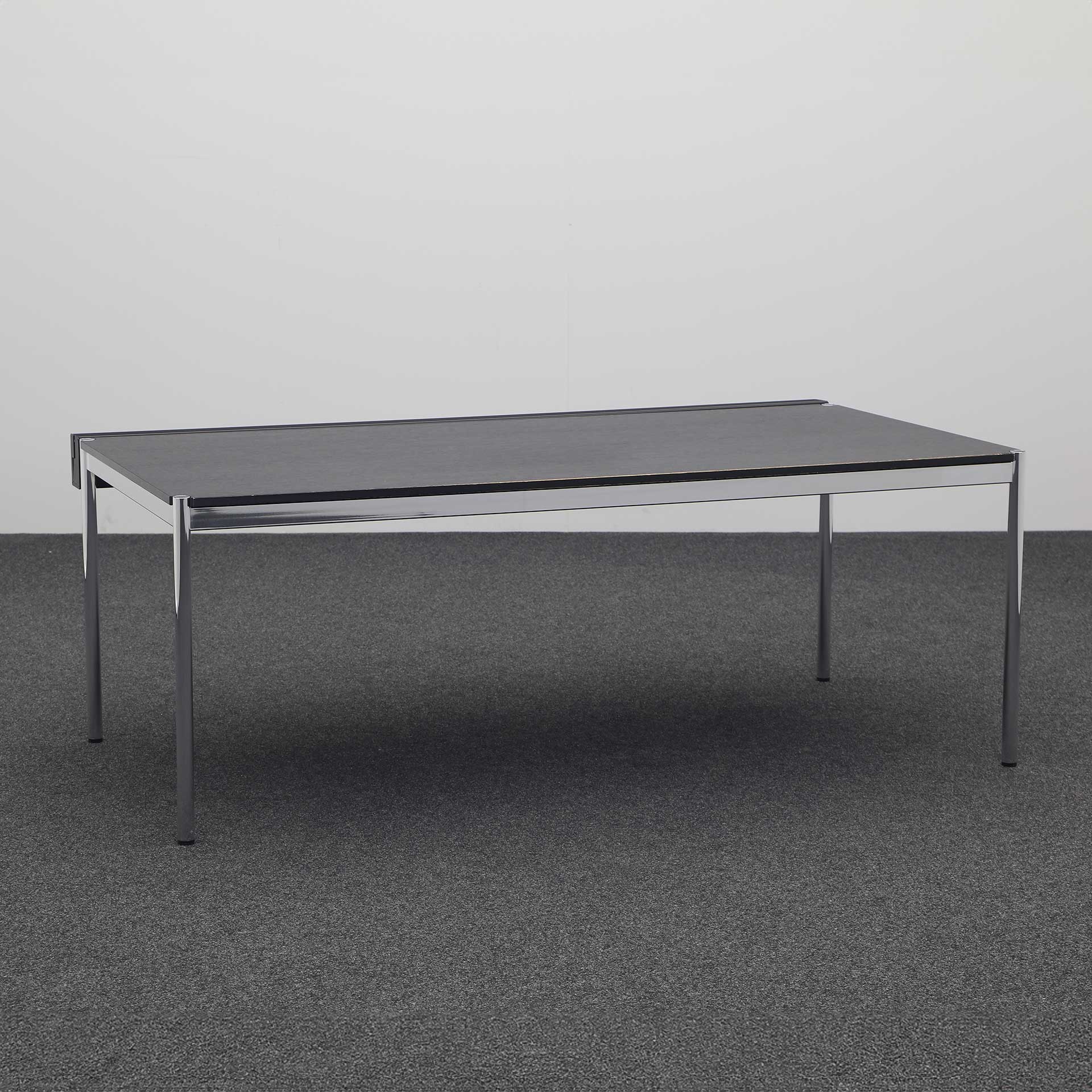 Desks USM Haller (Black, Heavily used, 200x100, Chrome-plated)