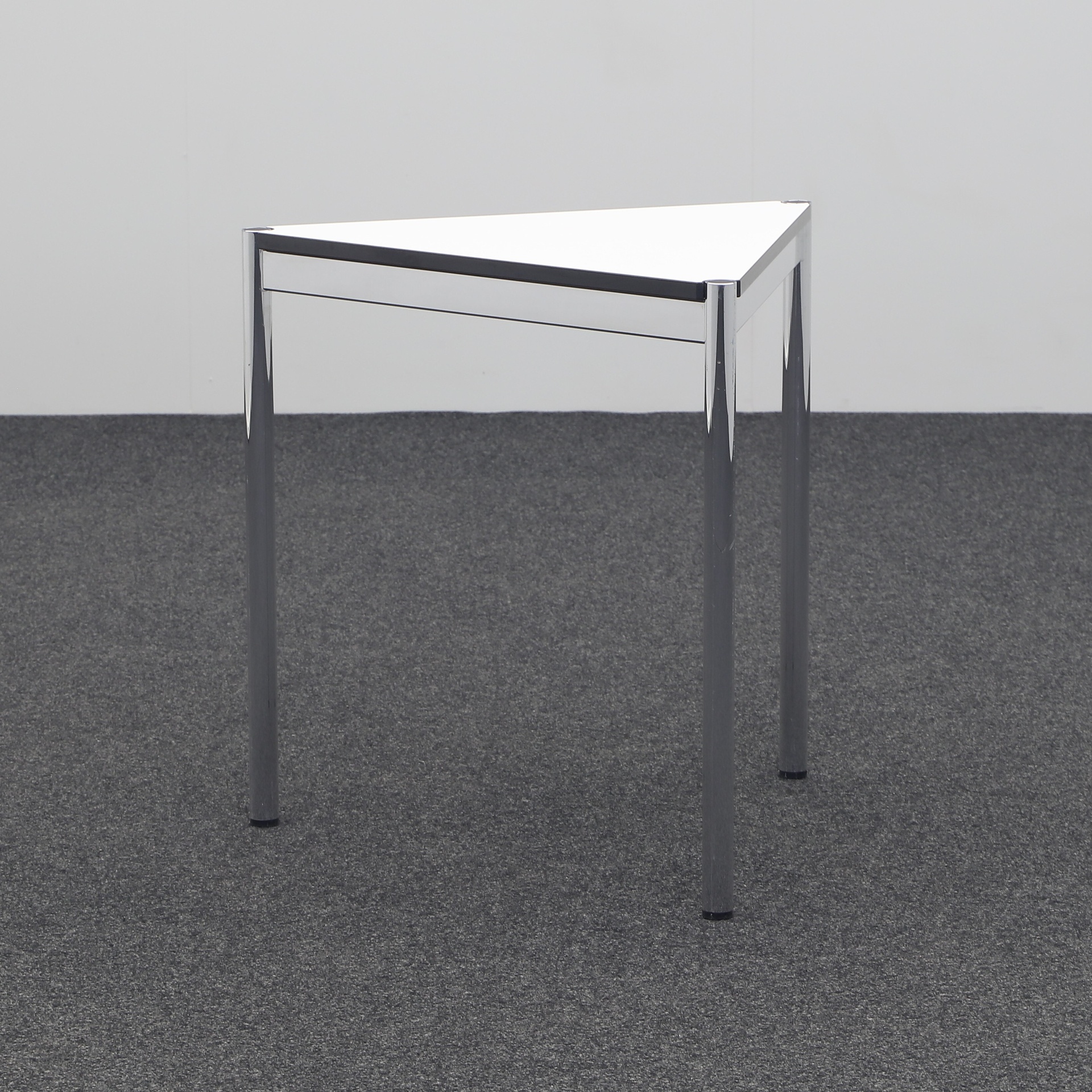 Side tables USM (Light gray, Normal used, 74.5x65)