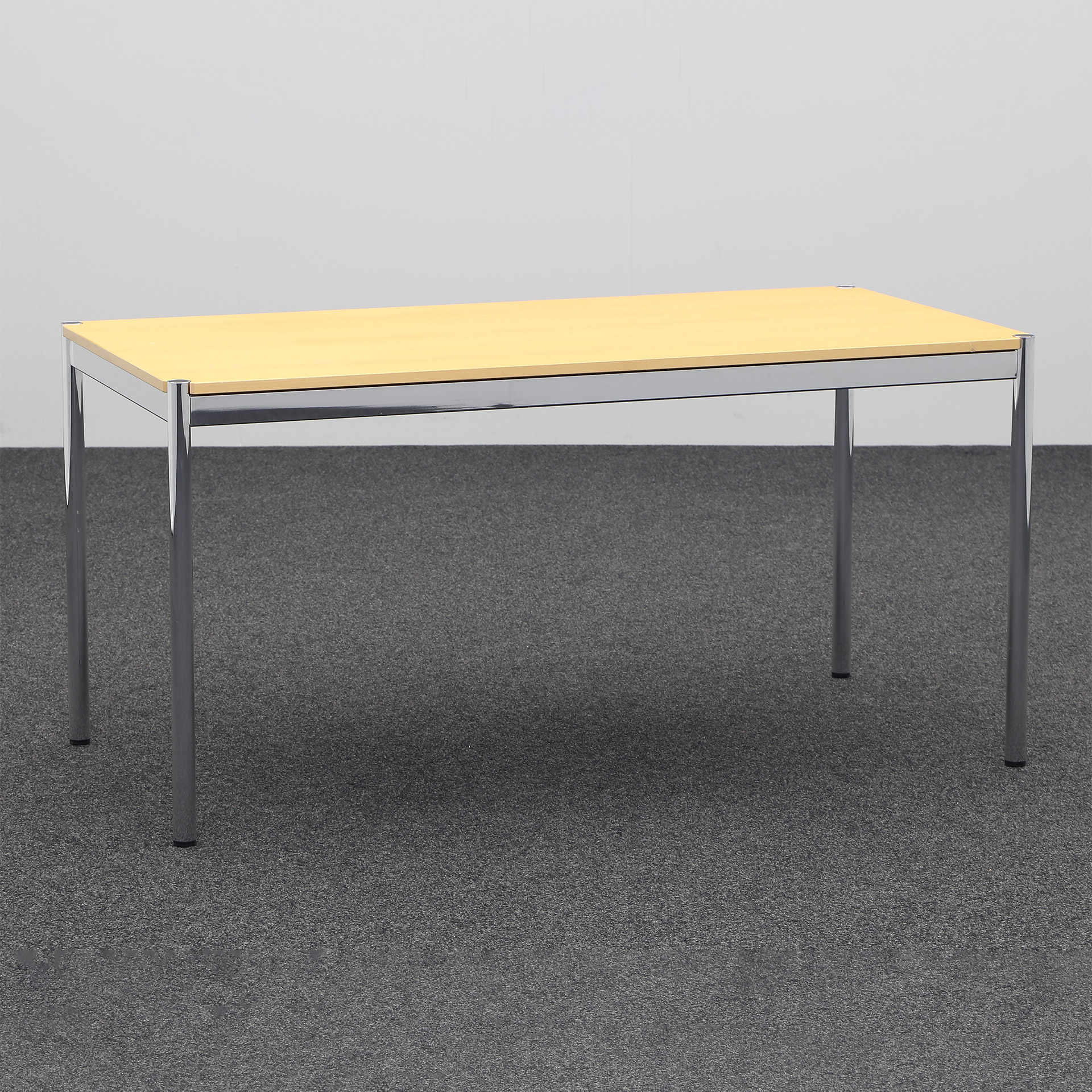 Designtisch USM Haller (Buche, Stark Gebraucht, 150x75, Verchromt, Verchromt)